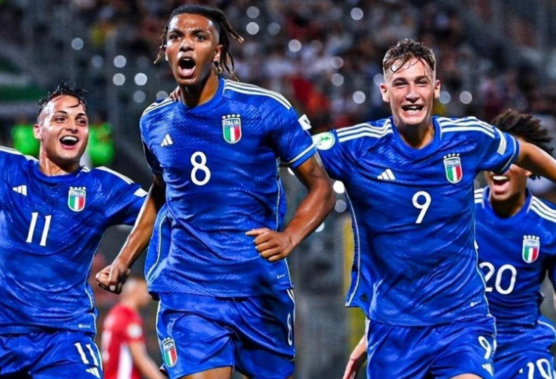 年轻意大利队征服欧洲U19足球赛